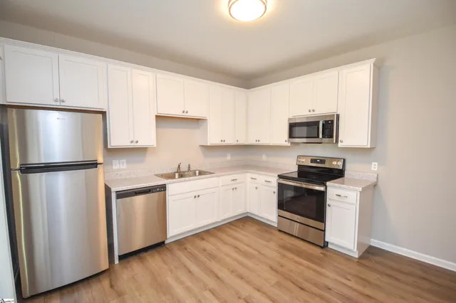 $1,300 | 105 Cunningham Road, Woodruff, SC 29388