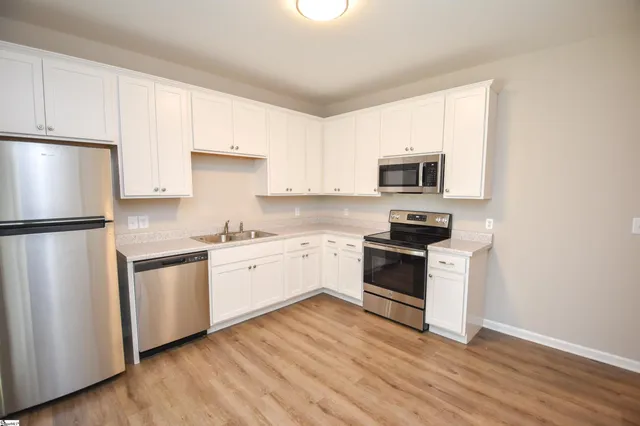 $1,300 | 105 Cunningham Road, Woodruff, SC 29388