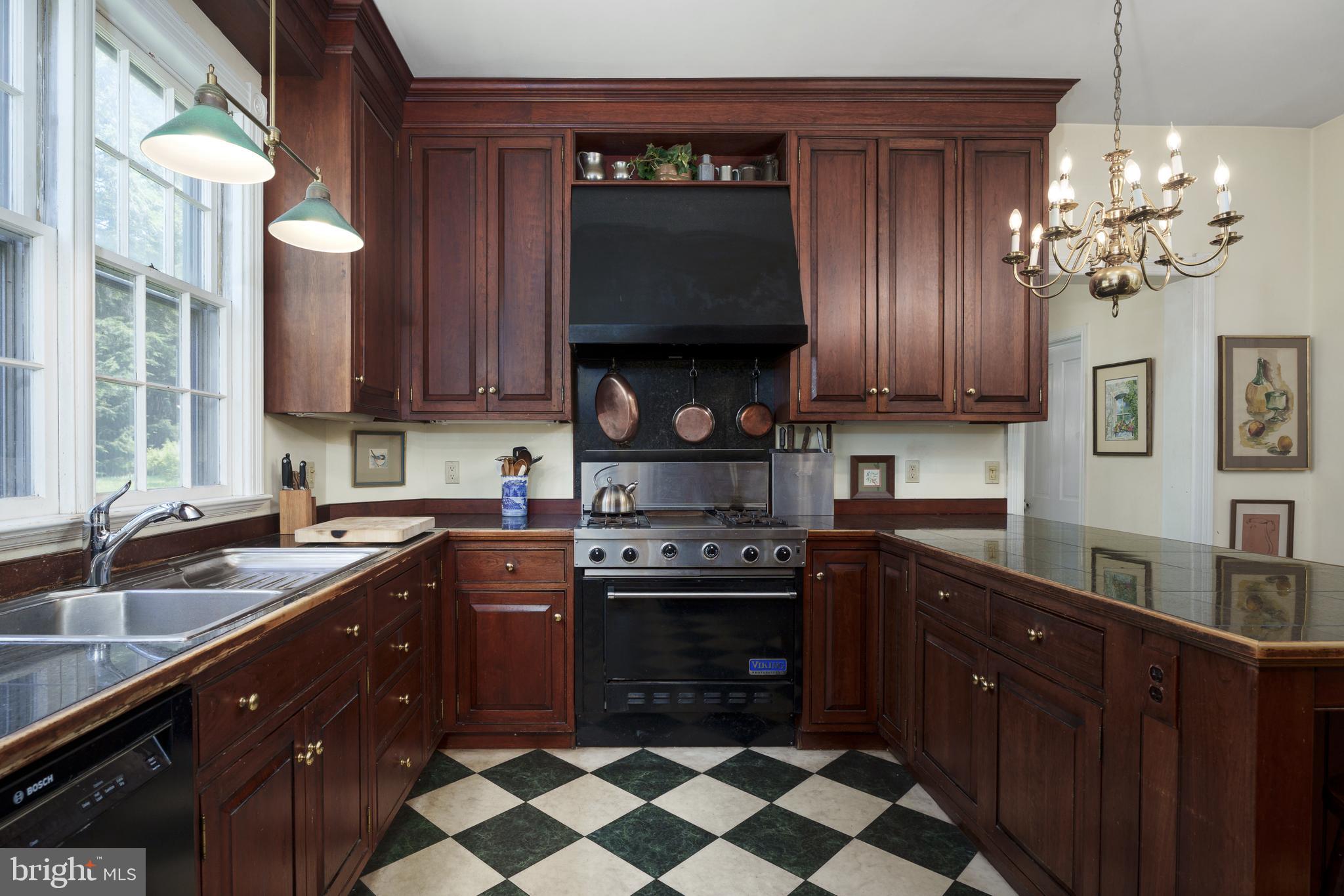1206 River Road Titusville, NJ 08560 - Photo 21 of 45 Designed for efficiency and good results.