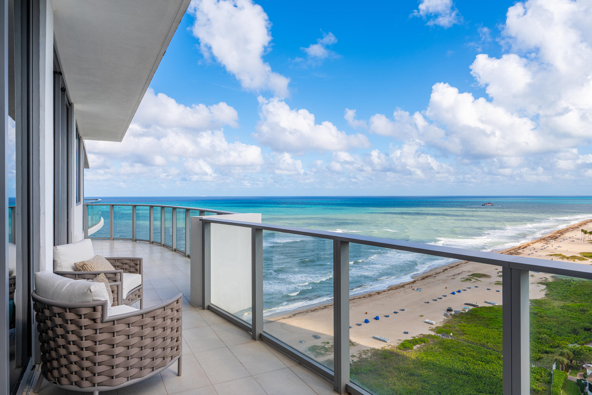 3100 North Ocean Drive, Unit HPH3 Riviera Beach, FL 33404 - Photo 26 of 42 a view of balcony with furniture
