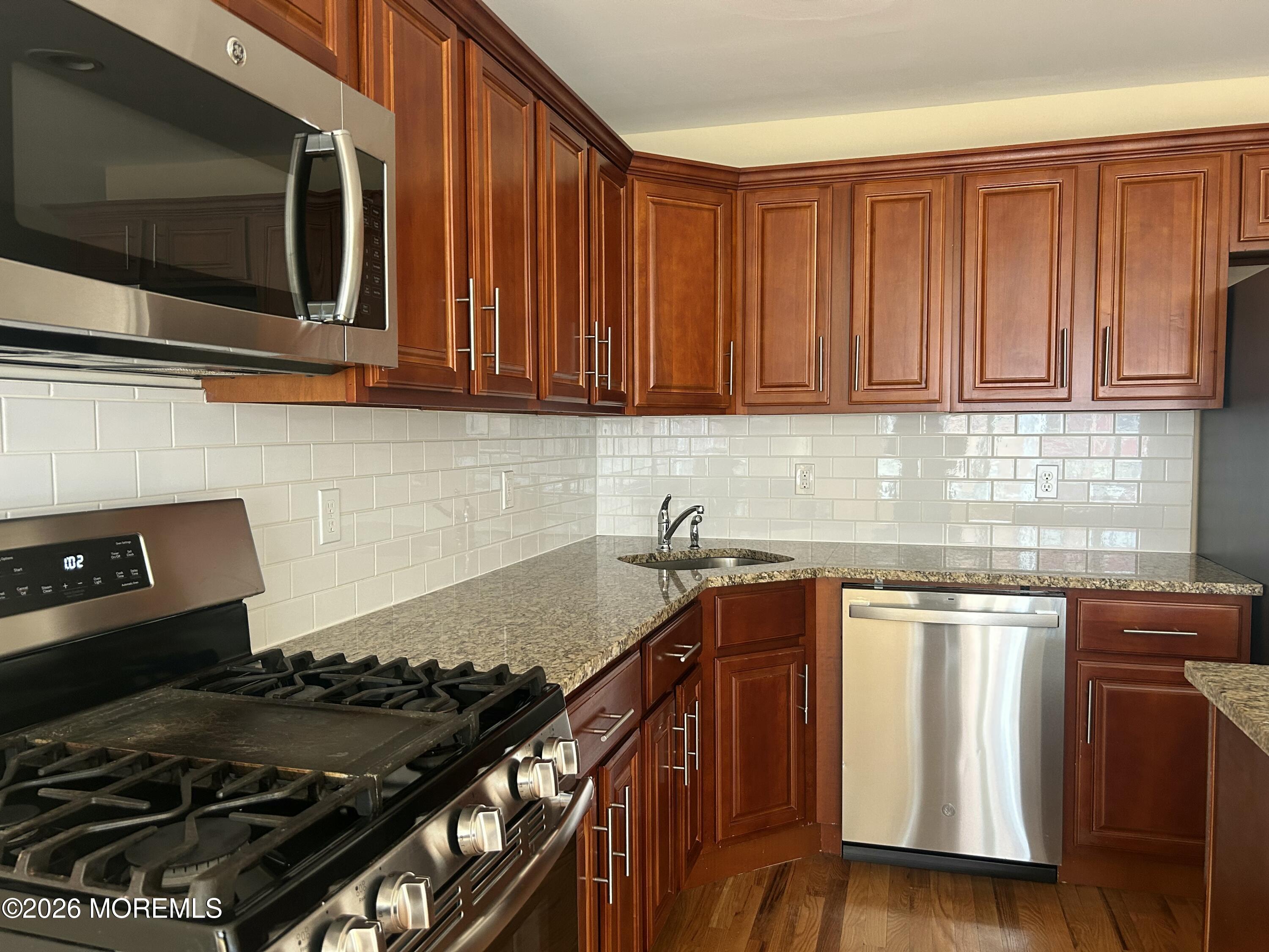45 Beers Street, Unit 11A Keyport, NJ 07735 - Photo 11 of 37 Kitchen (3)