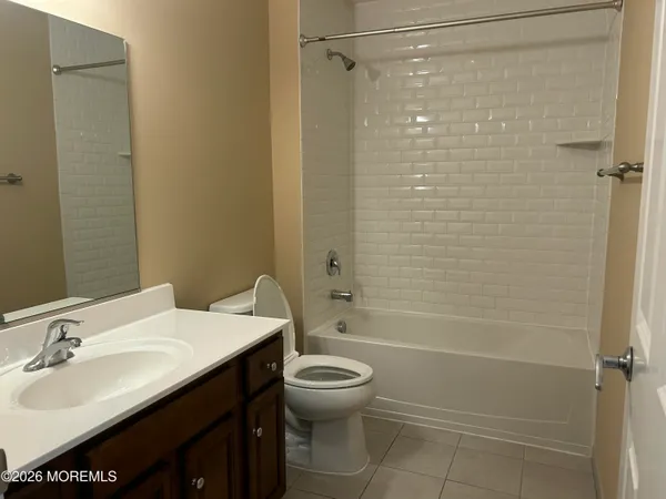 $2,895 | 45 Beers Street, Unit 11A, Keyport, NJ 07735