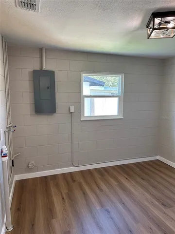 $276,500 | 2409 West Central Avenue, Winter Haven, FL 33880