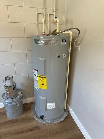 $276,500 | 2409 West Central Avenue, Winter Haven, FL 33880