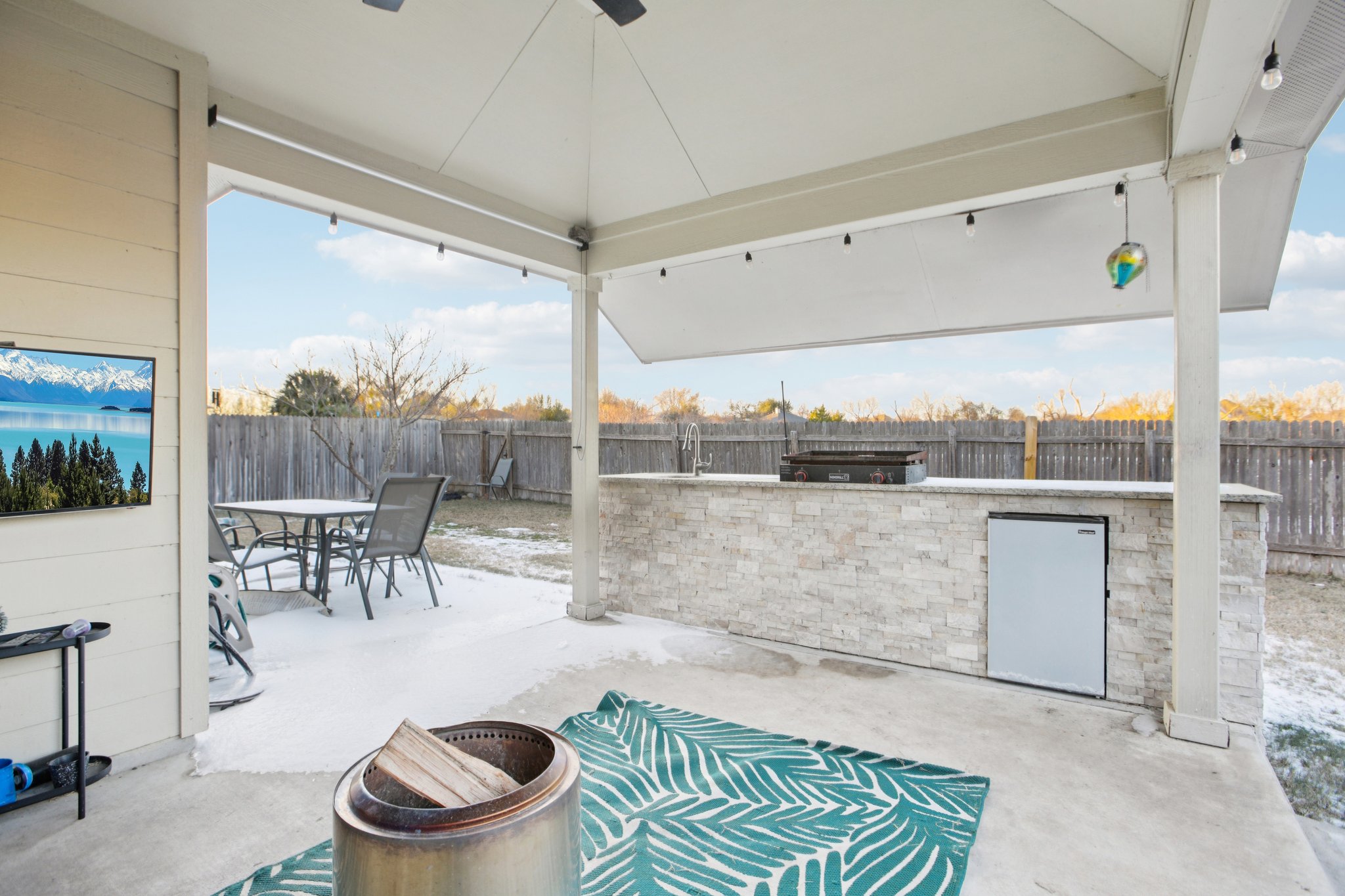 2308 Wind Vane West Pflugerville, TX 78660 - Photo 18 of 28 a living room with a couch and a table
