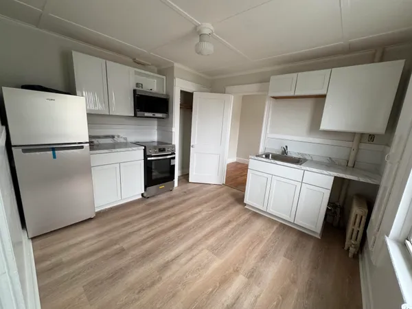 $1,400 | 6a Summer Street, Unit C, Keene, NH 03431