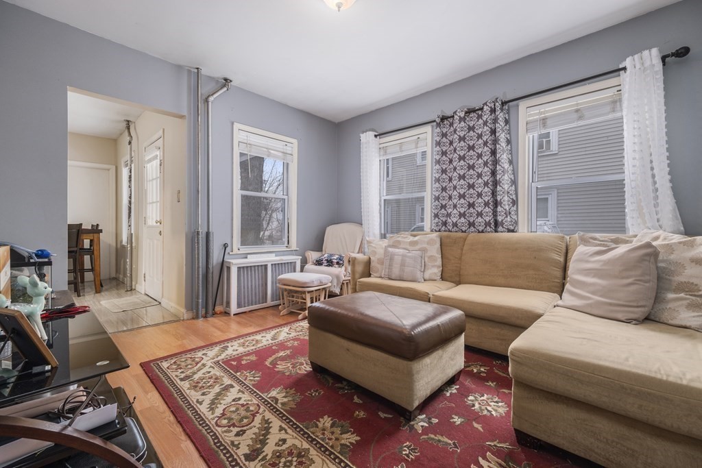 15 Pine Street Framingham, MA 01702 - Photo 5 of 38