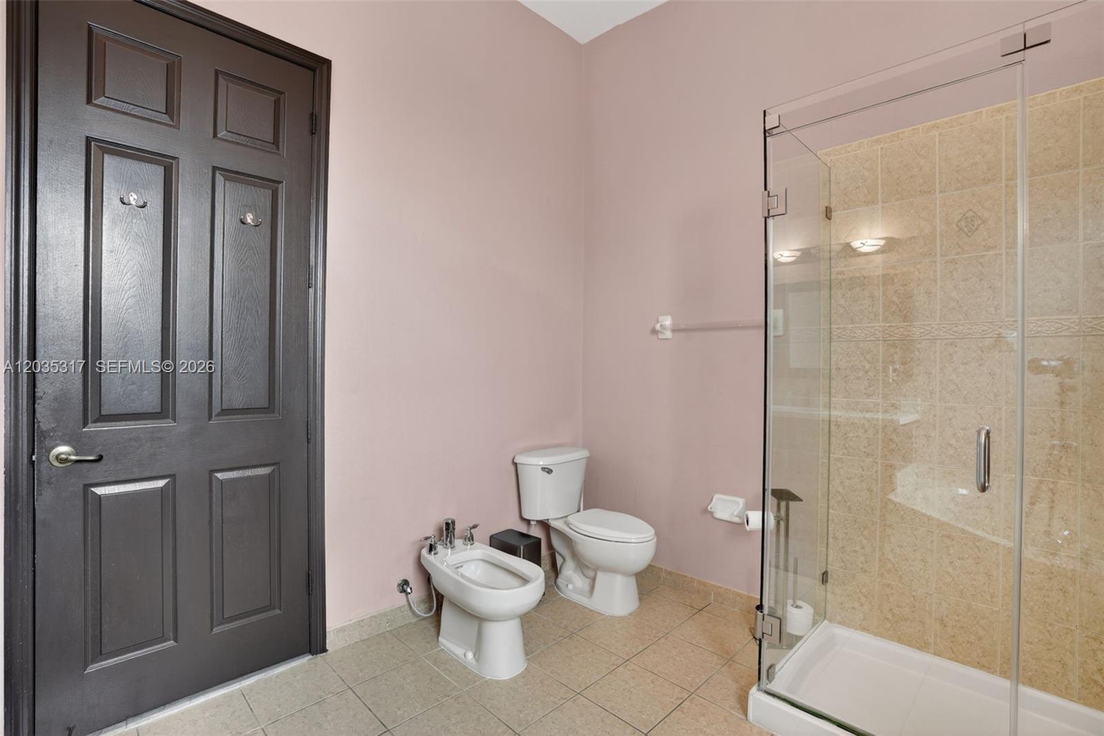 8216 Southwest 166th Place Miami, FL 33193 - Photo 33 of 58