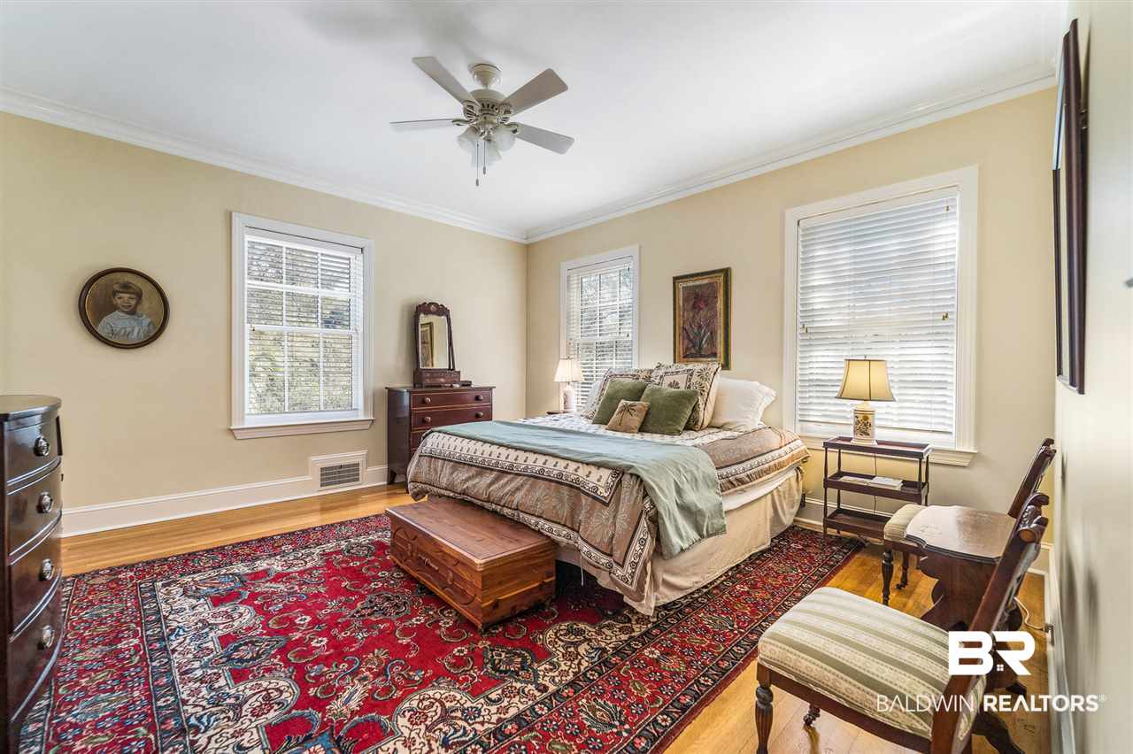 1912 Dauphin Street Mobile, AL 36606 - Photo 23 of 40