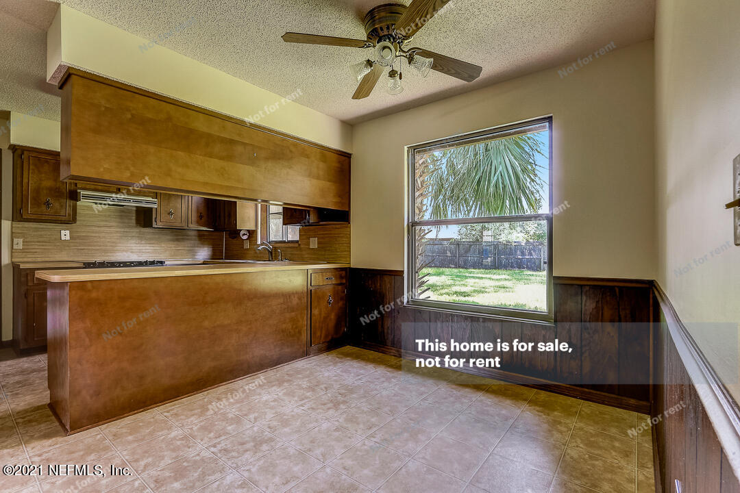307 Foxridge Road Orange Park, FL 32065 - Photo 5 of 50 listing_4