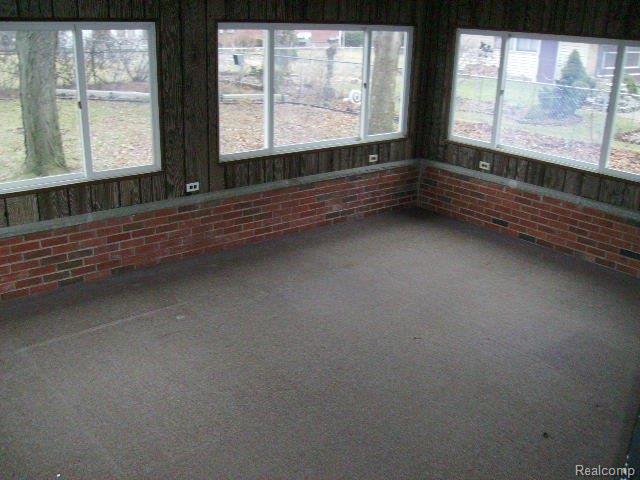 27283 Jean Road Warren, MI 48093 - Photo 13 of 15 1 (27).JPG