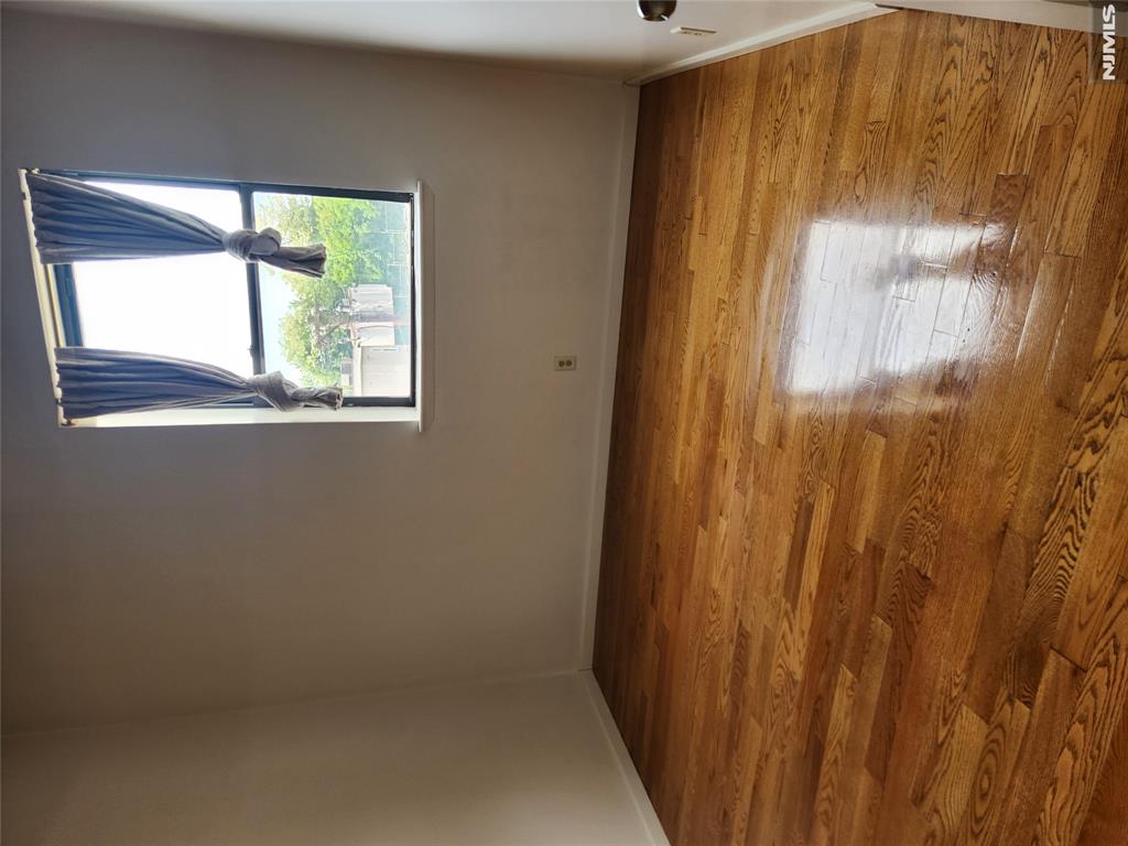 840 River, Unit 307 Edgewater, NJ 07020 - Photo 4 of 13