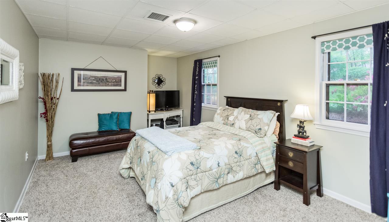 299 Roberts Road Taylors, SC 29687 - Photo 24 of 34 Gallery Image 24