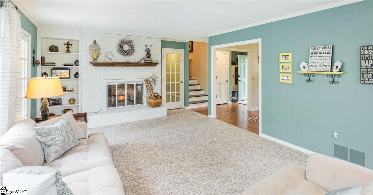 299 Roberts Road Taylors, SC 29687 - Photo 7 of 34 Gallery Image 7