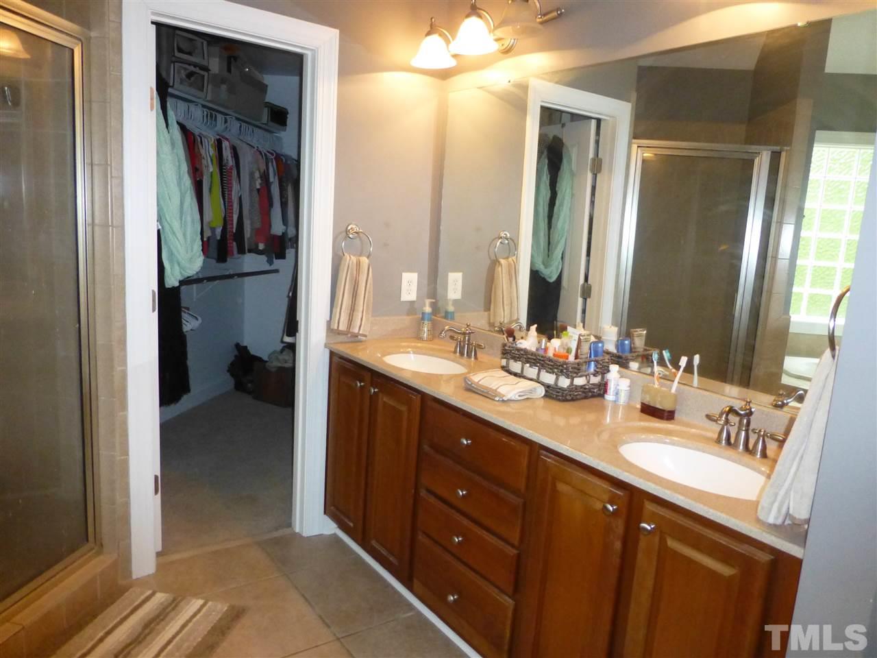 5028 Arrowspring Lane Raleigh, NC 27610 - Photo 13 of 25 Gallery Image 13