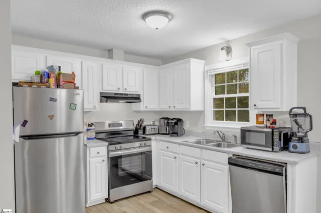 $189,888 | 102 Pyle Court, Spartanburg, SC 29306