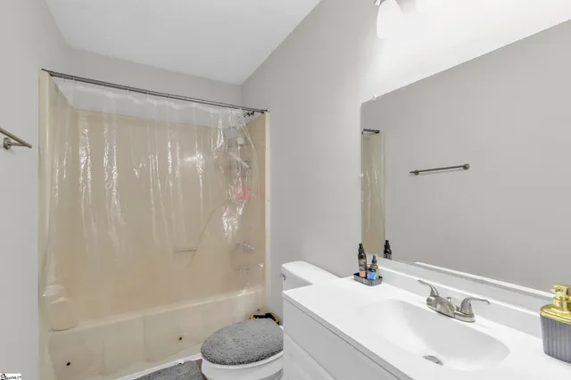 $189,888 | 102 Pyle Court, Spartanburg, SC 29306