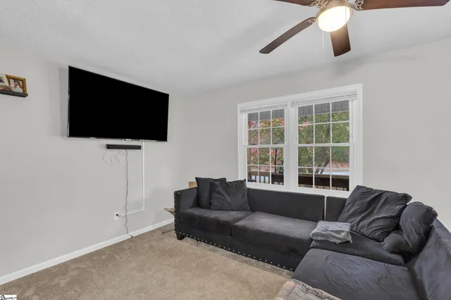 $189,888 | 102 Pyle Court, Spartanburg, SC 29306