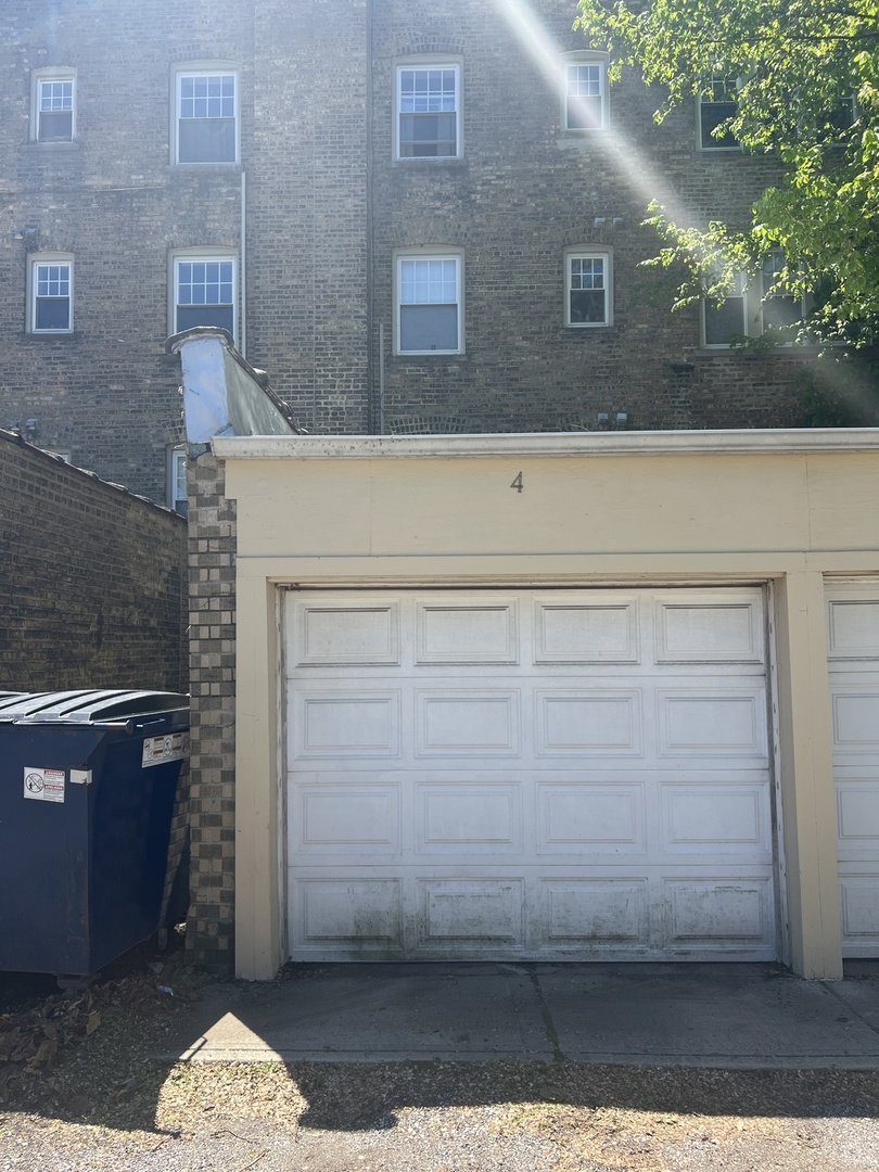 1615 Monroe Street, Unit 3N Evanston, IL 60202 - Photo 9 of 10 a close view of door