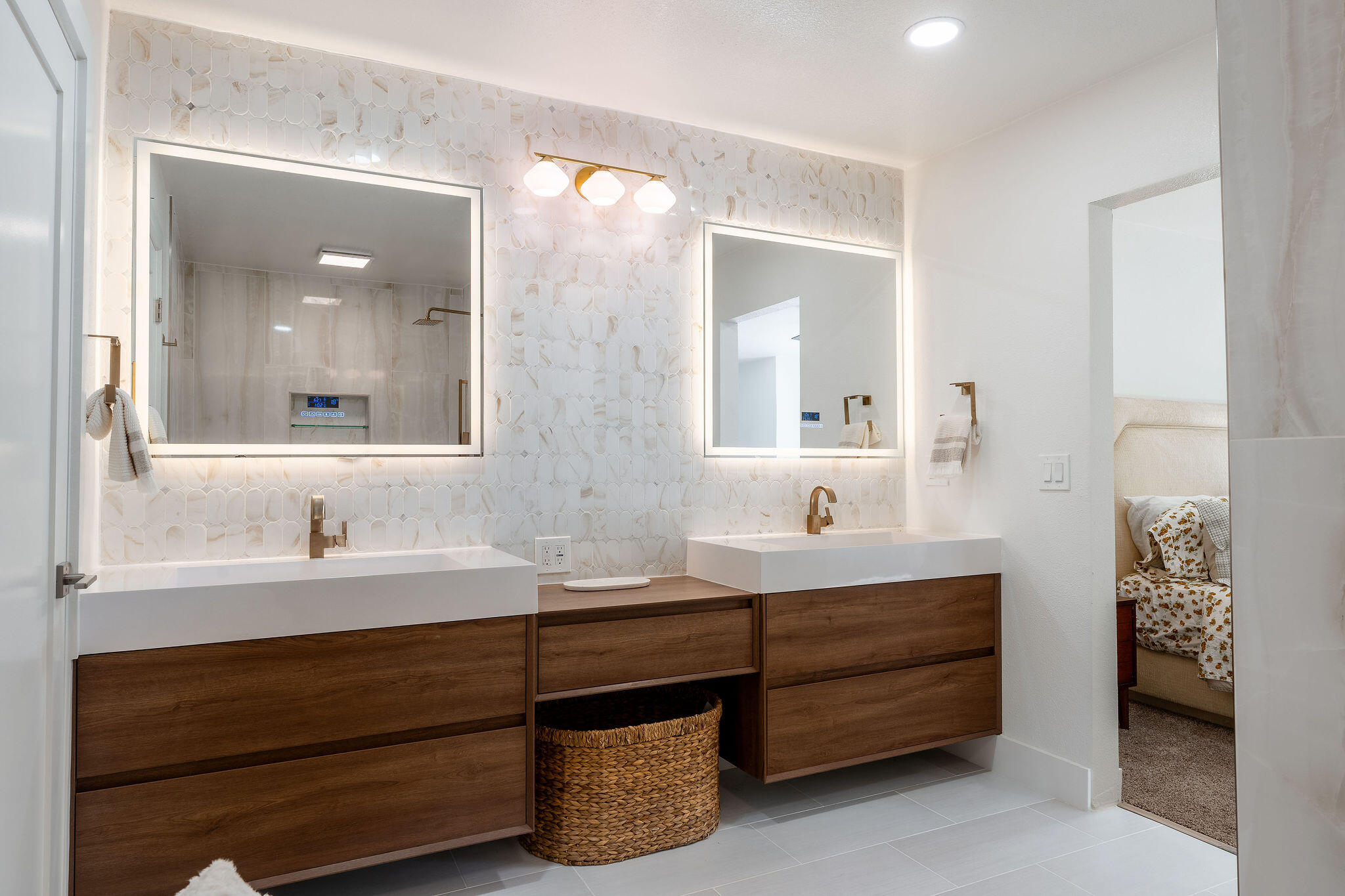 1125 East Sunny Dunes Road Palm Springs, CA 92264 - Photo 22 of 67 Primary Bathroom