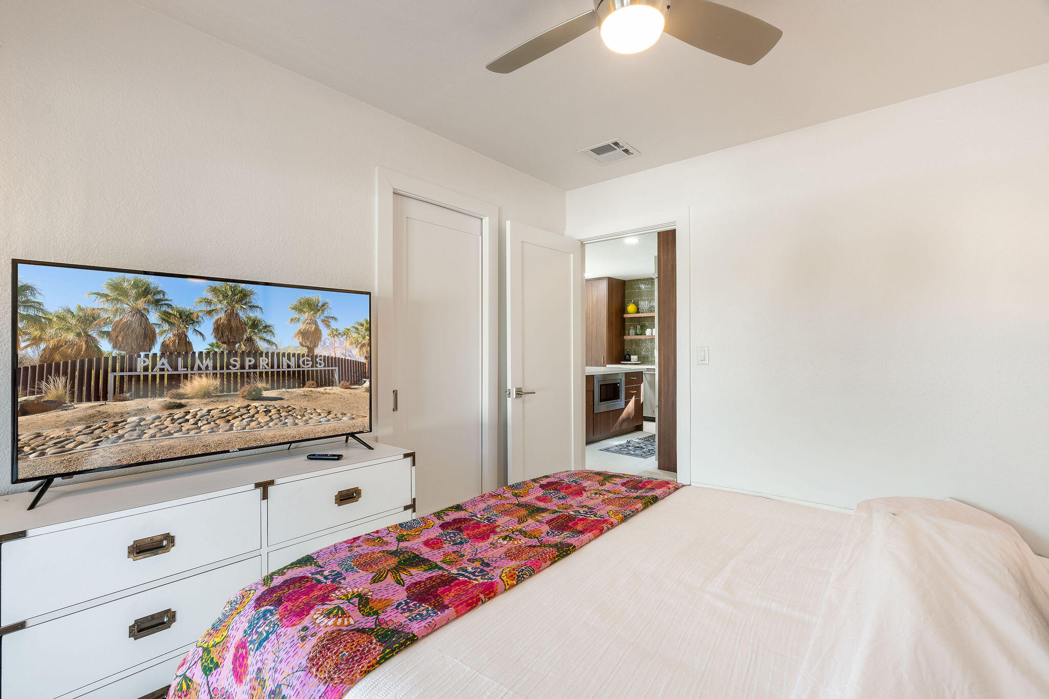 1125 East Sunny Dunes Road Palm Springs, CA 92264 - Photo 25 of 67 Bedroom 2