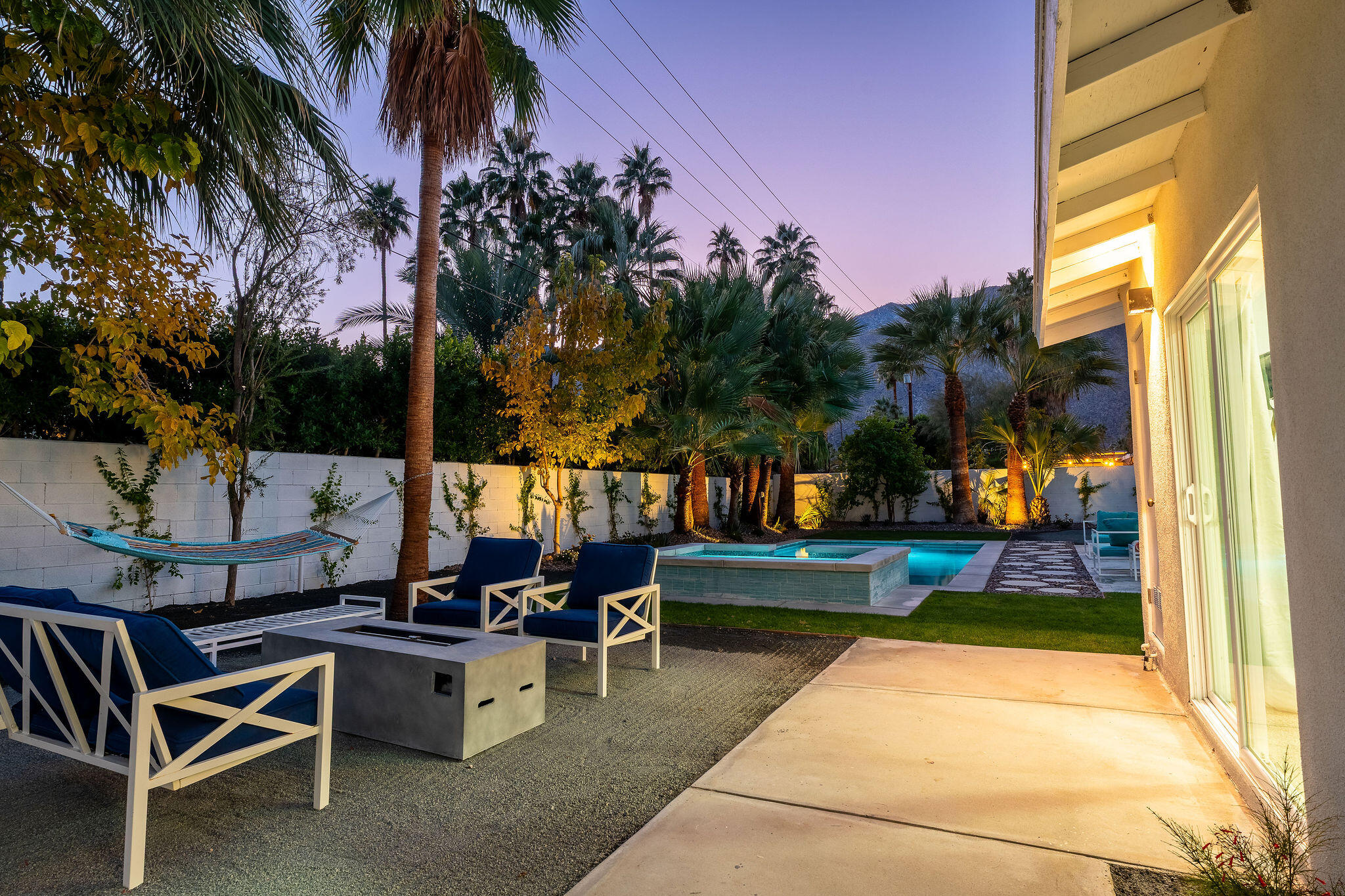 1125 East Sunny Dunes Road Palm Springs, CA 92264 - Photo 41 of 67 Back Yard