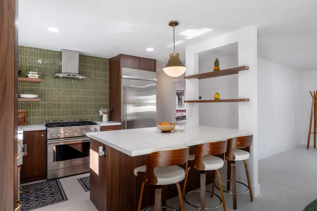 $1,650,000 | 1125 East Sunny Dunes Road, Palm Springs, CA 92264