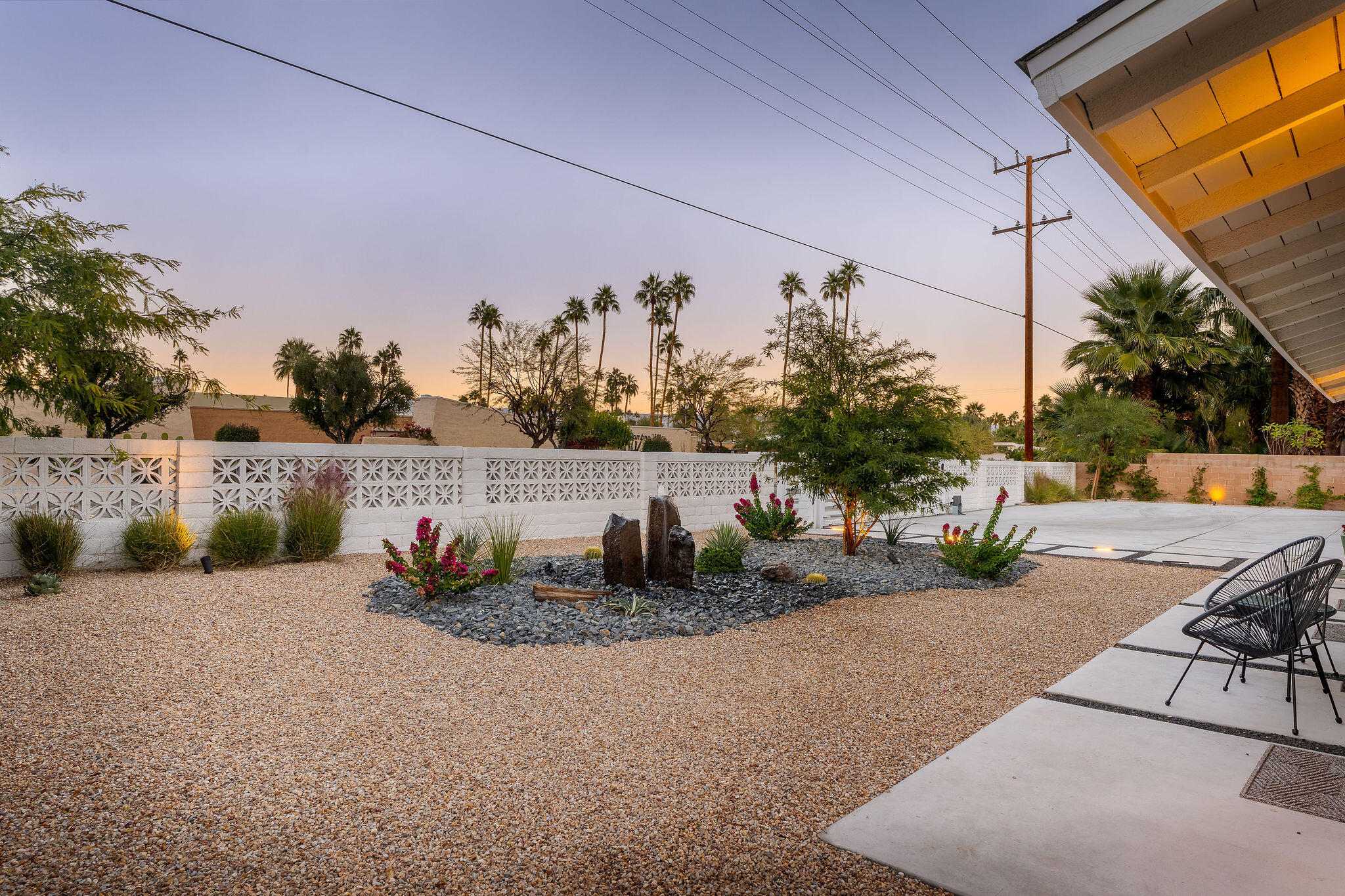 1125 East Sunny Dunes Road Palm Springs, CA 92264 - Photo 64 of 67 Front Yard
