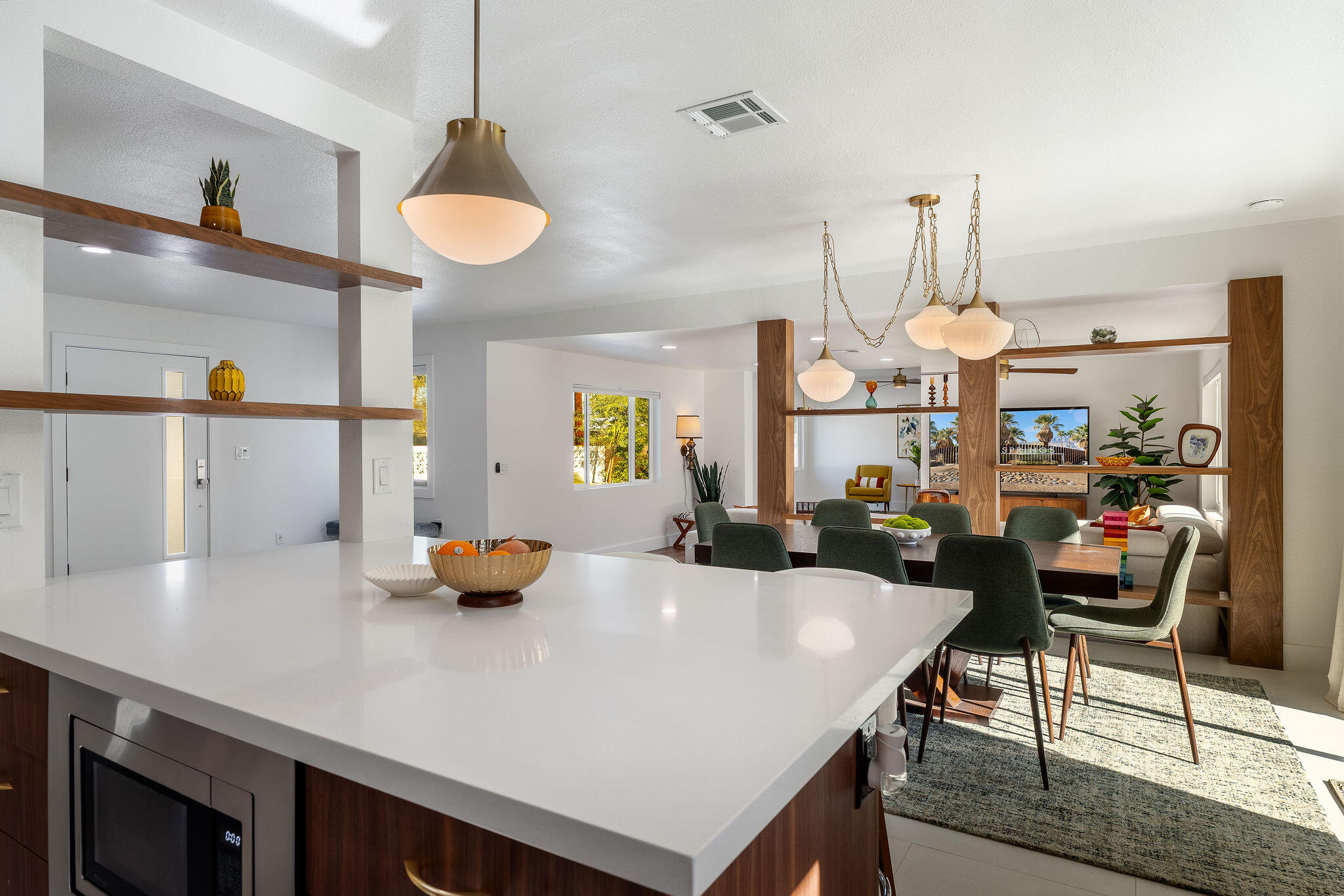 1125 East Sunny Dunes Road Palm Springs, CA 92264 - Photo 8 of 67 Kitchen