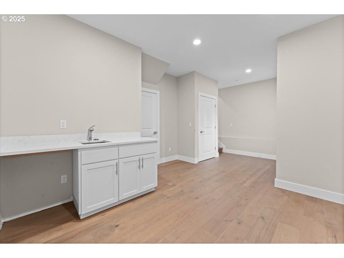 9824 Southwest 34th Place Portland, OR 97219 - Photo 13 of 19