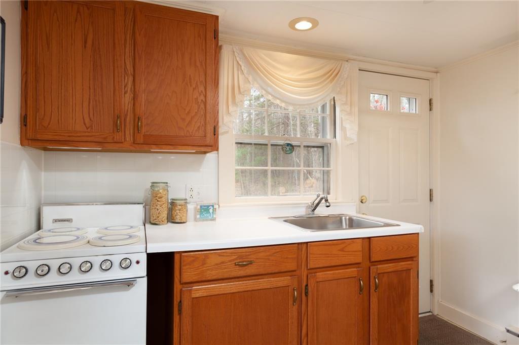 158 Shore Road York, ME 03902 - Photo 11 of 25 Photo