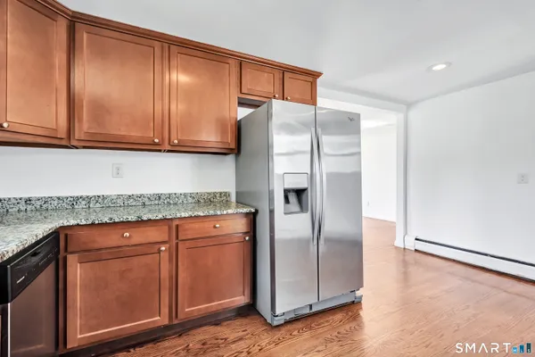 $2,800 | Undisclosed Address, Milford, CT 06460