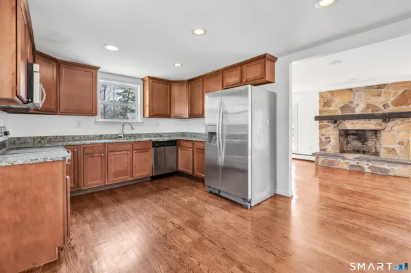 $2,800 | Undisclosed Address, Milford, CT 06460