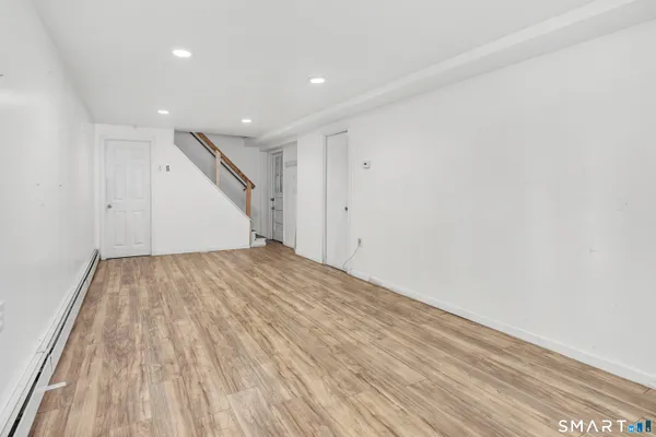 $2,800 | Undisclosed Address, Milford, CT 06460