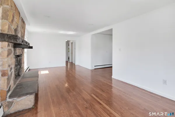 $2,800 | Undisclosed Address, Milford, CT 06460