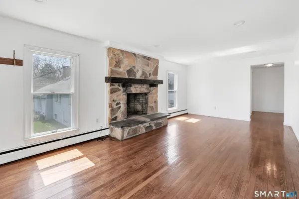 $2,800 | Undisclosed Address, Milford, CT 06460