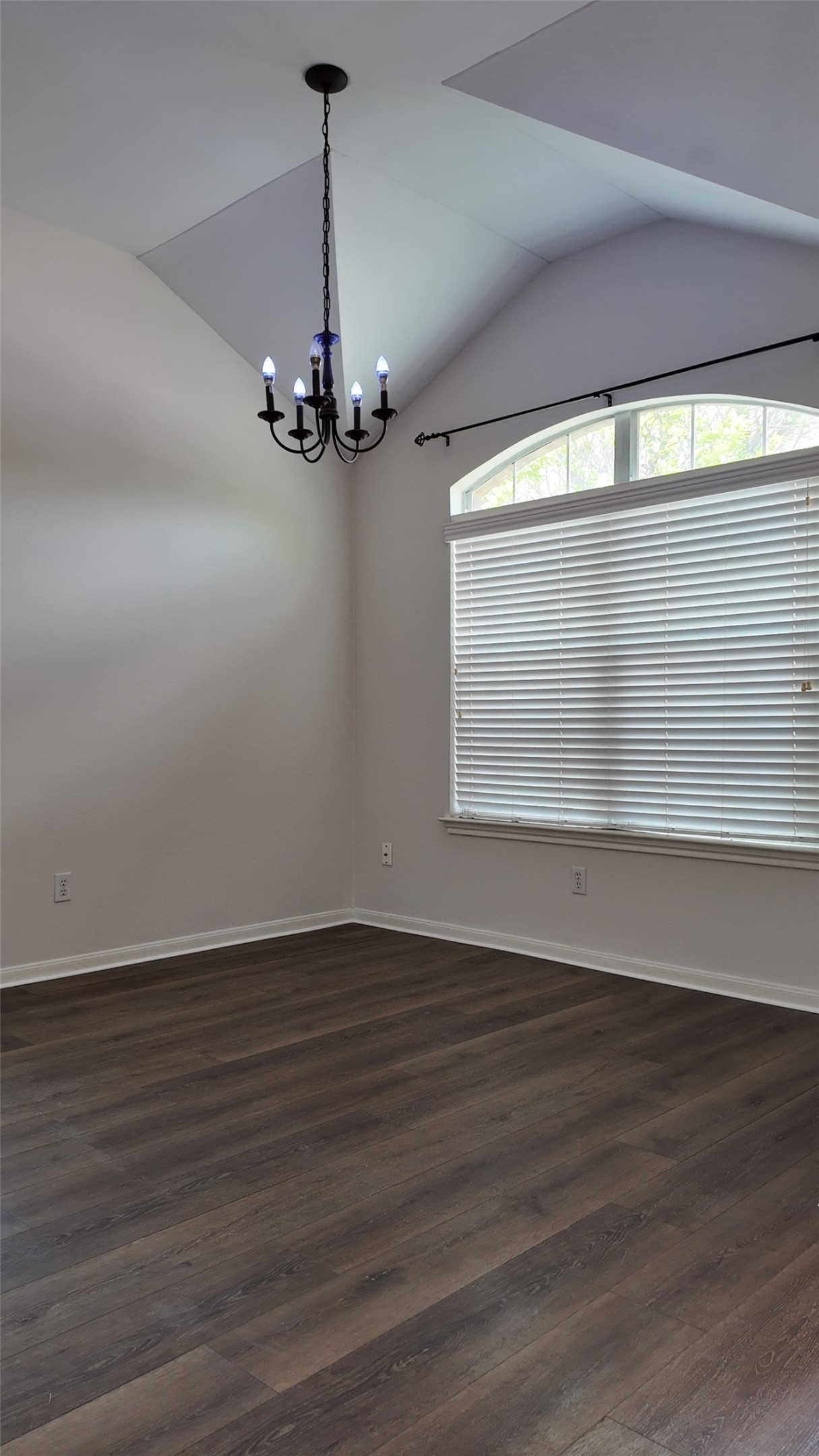 100 Maplewood South Kyle, TX 78640 - Photo 4 of 23