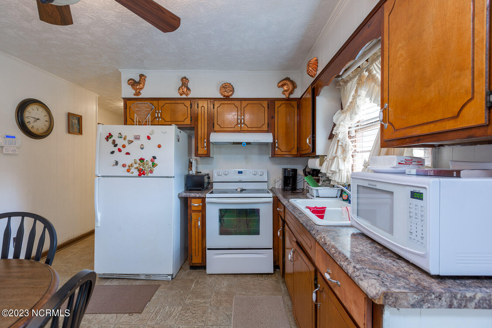 128 Gray Avenue Garland, NC 28441 - Photo 8 of 21 128 Gray Ave Garland-9