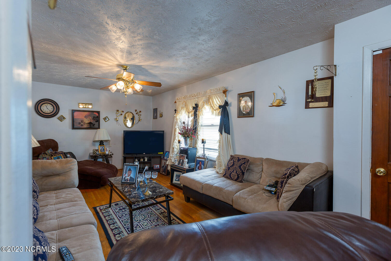 128 Gray Avenue Garland, NC 28441 - Photo 10 of 21 128 Gray Ave Garland-11