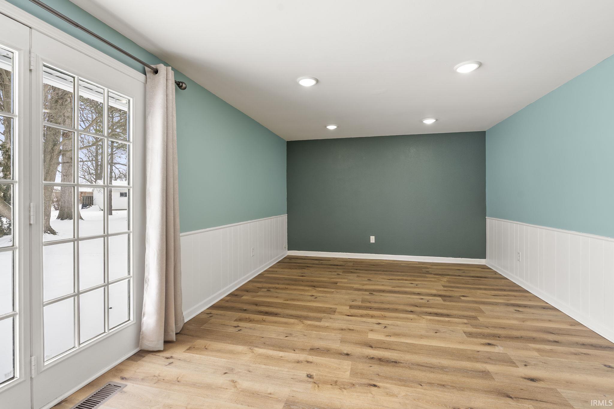 6718 Raintree Road Fort Wayne, IN 46825 - Photo 15 of 36 Gallery Image 15