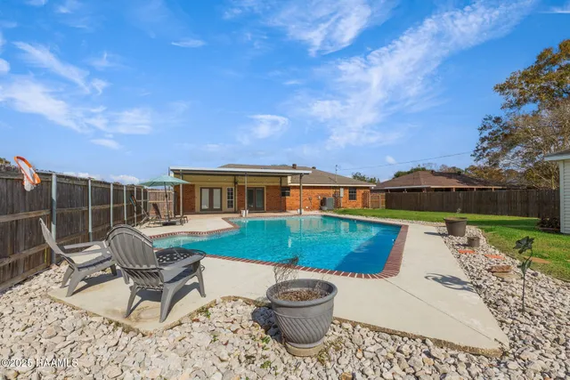 $245,000 | 400 Cheyenne Circle, Scott, LA 70583