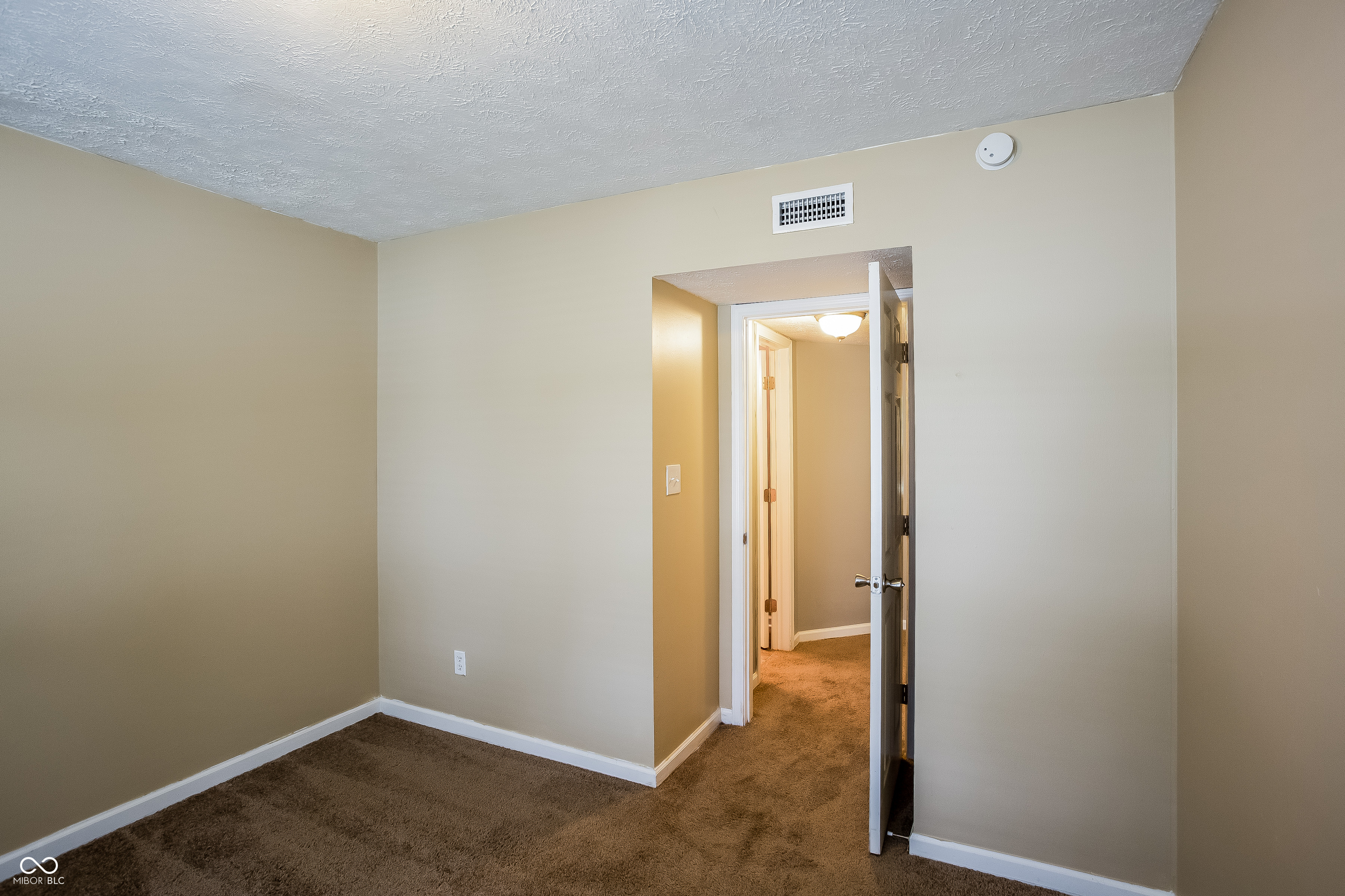 9442 Champton Drive Indianapolis, IN 46256 - Photo 13 of 16