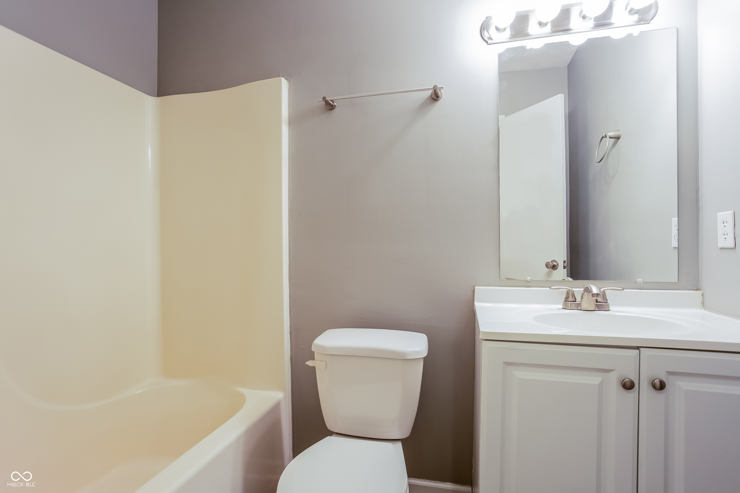 9442 Champton Drive Indianapolis, IN 46256 - Photo 14 of 16