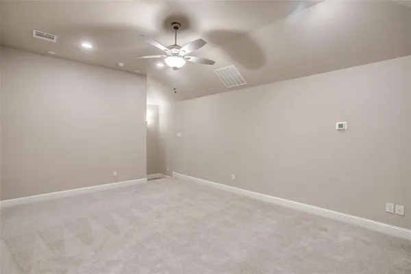 $2,895 | 820 Cavalcade Drive, Ferris, TX 75125