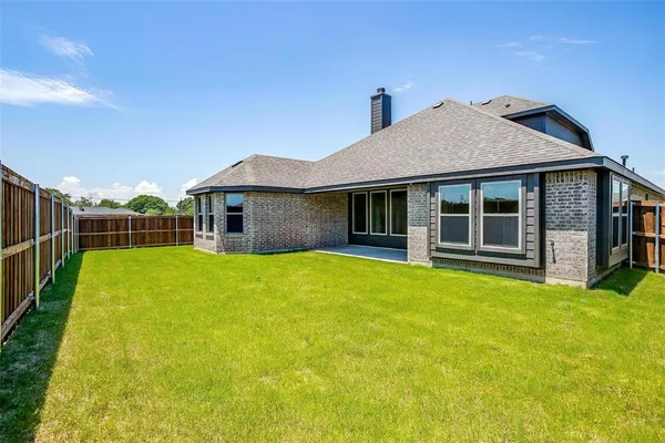 $2,895 | 820 Cavalcade Drive, Ferris, TX 75125