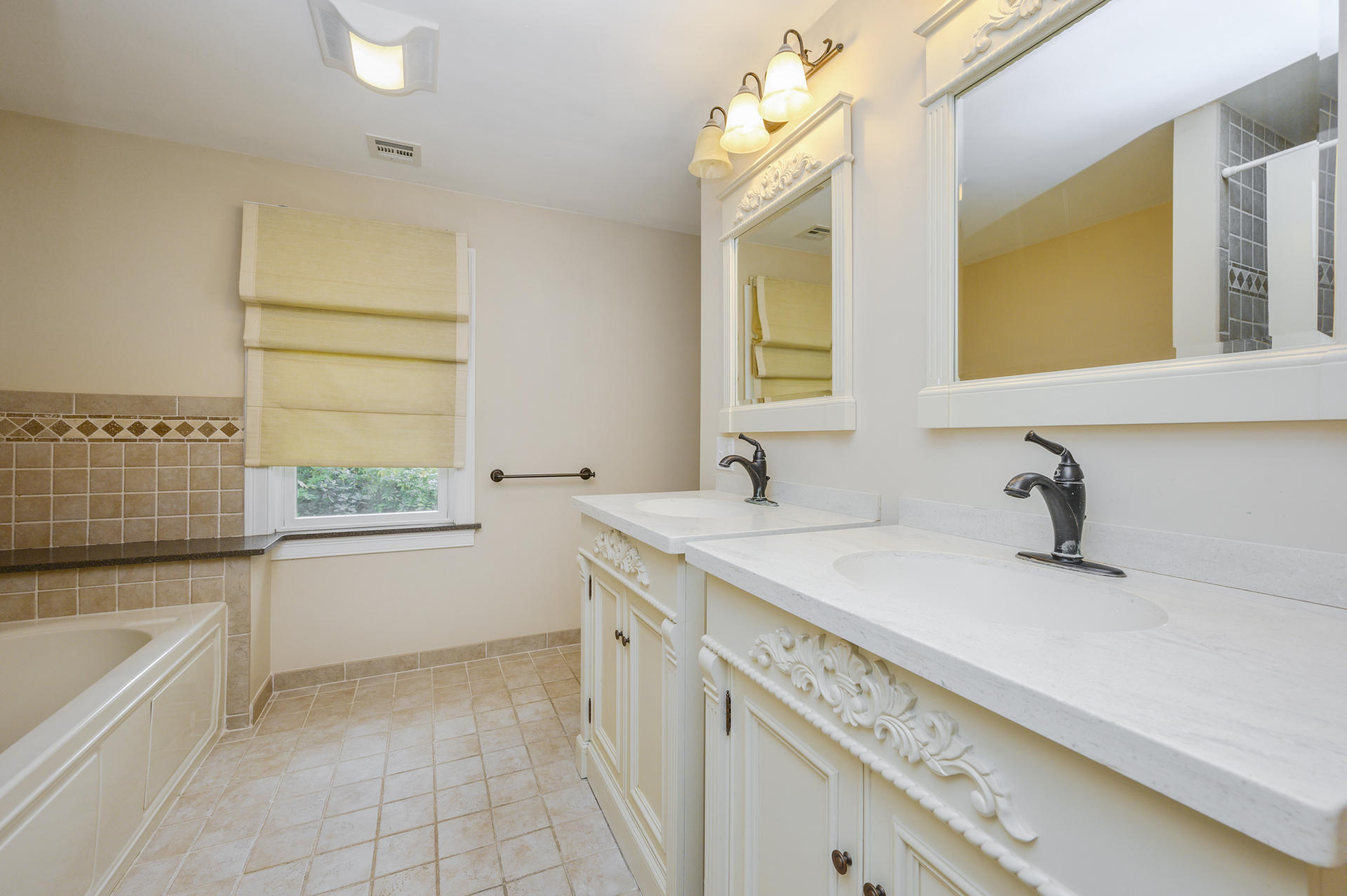 12 Old Fields Road Sandwich, MA 02563 - Photo 19 of 32 020-photo-bathroom-7723241