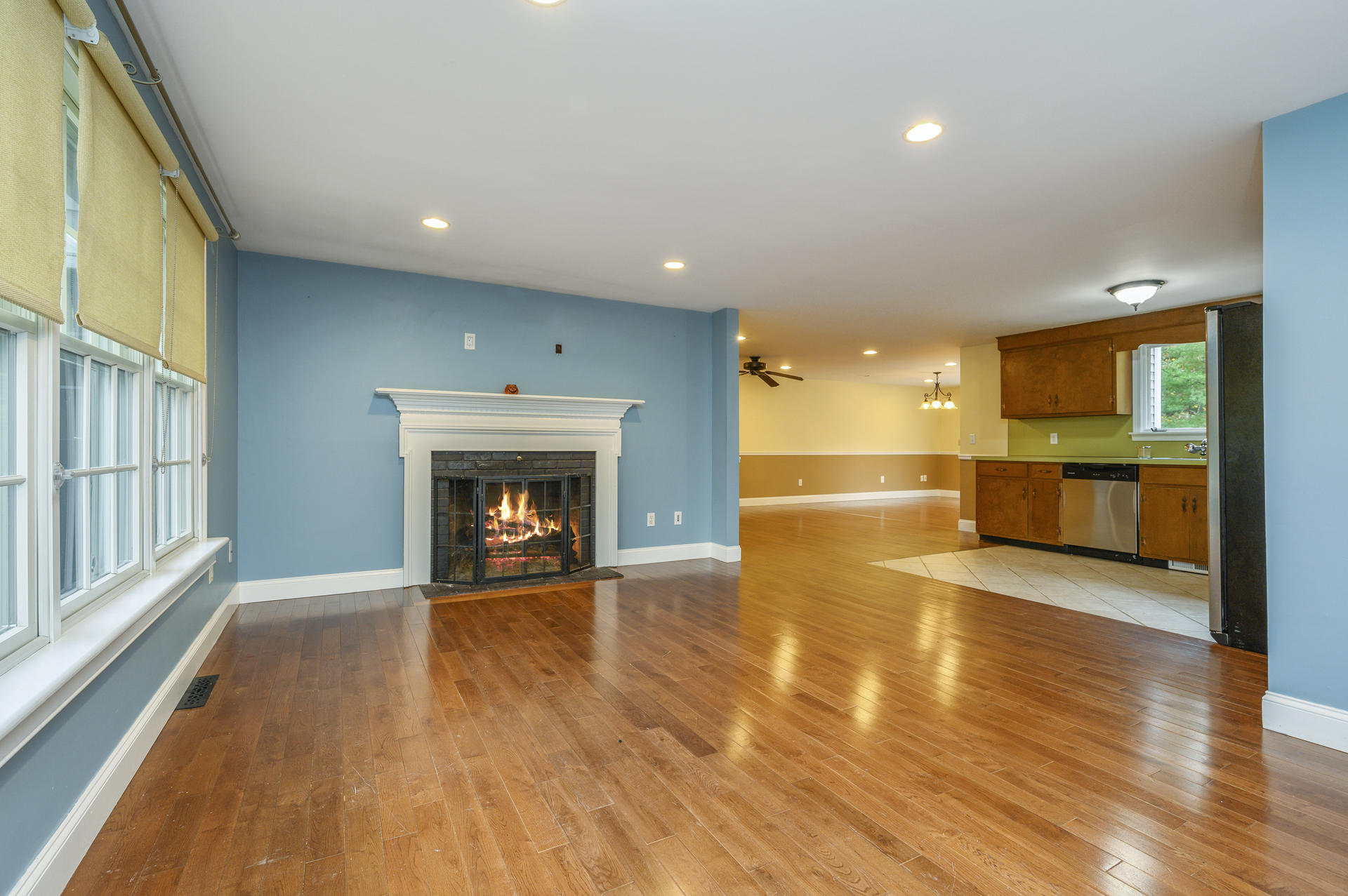 12 Old Fields Road Sandwich, MA 02563 - Photo 5 of 32 004-photo-living-room-7723221