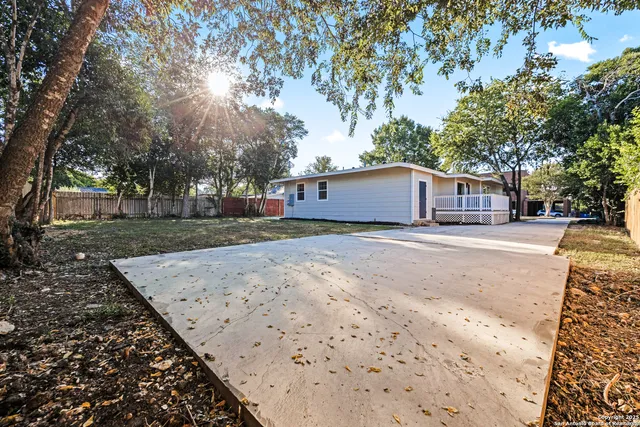 $535,000 | 225 Arvin Drive, Terrell Hills, TX 78209