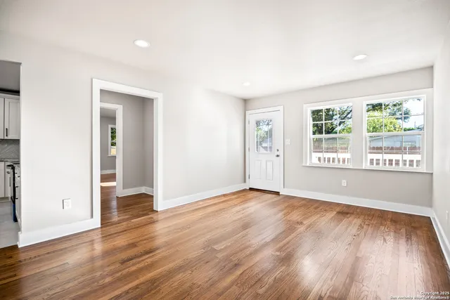 $535,000 | 225 Arvin Drive, Terrell Hills, TX 78209