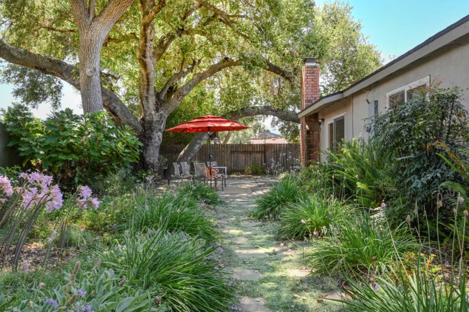 1314 Meadowbrook Road Ojai, CA 93023 - Photo 4 of 40 a view of a house with a yard and sitting area